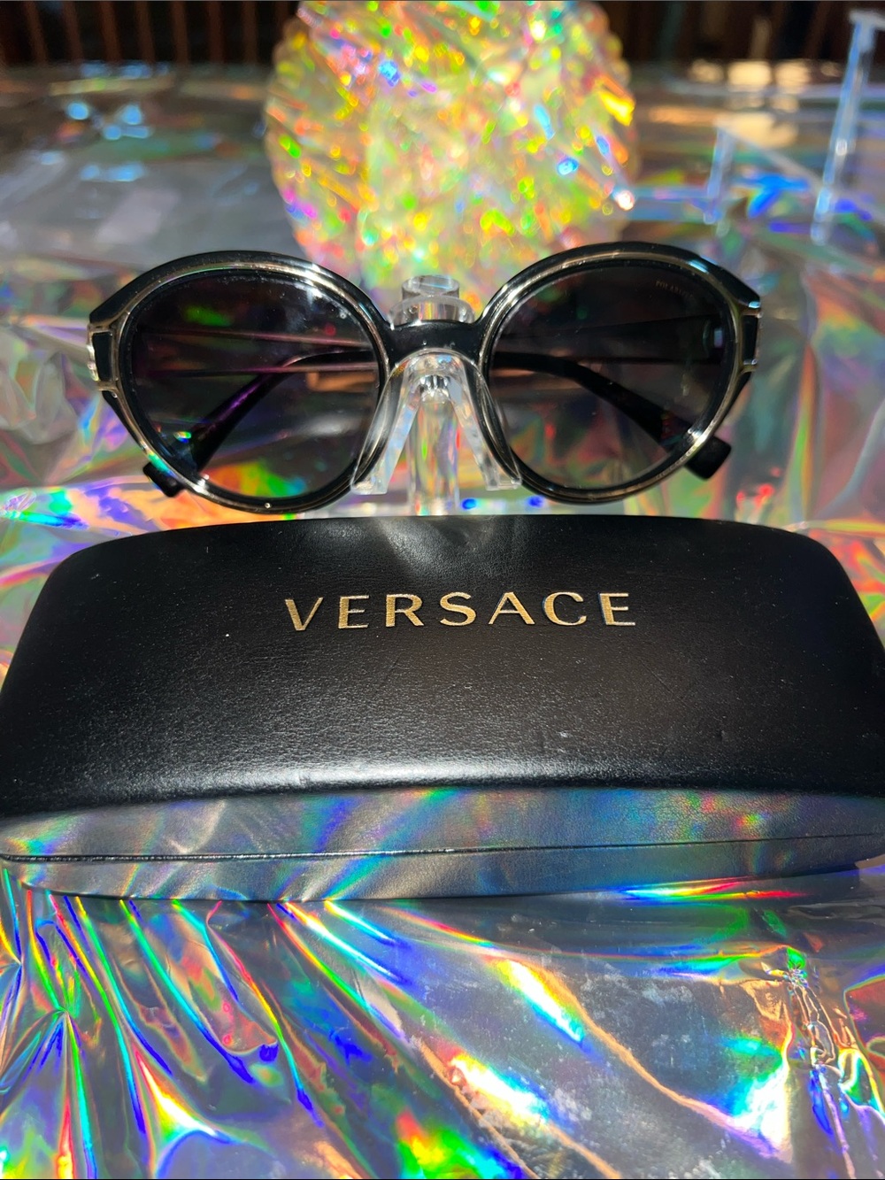 Versace Womens Black Round Gradient Sunglasses VE4342